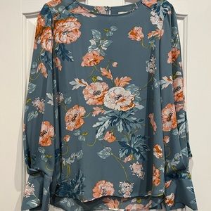 LOFT Like New Blue Floral Blouse Medium